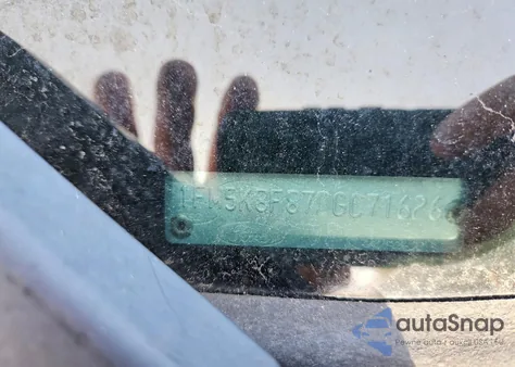 2013 Ford Explorer Limited z USA, uszkodzony, nr VIN 1FM5K8F87DGC71626